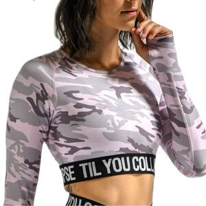 TIL You Collapse Size Small Pink & Gray Camouflage Camo Long Sleeve Crop Top